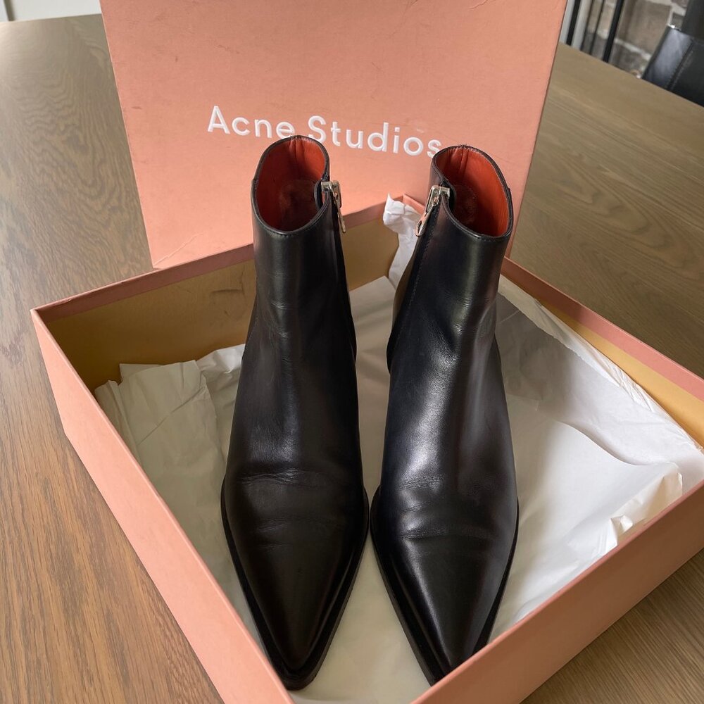 Acne Studios Black Leather Pointed wedge Ankle Boots (no box) 40 9